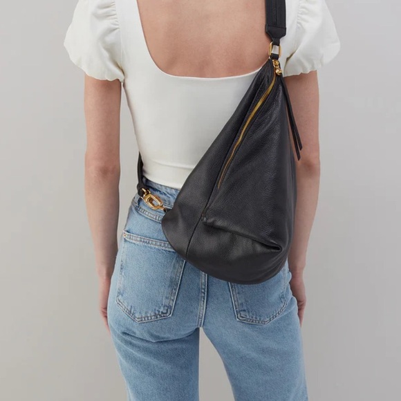 HOBO Handbags - Hobo Slay Convertible Sling
